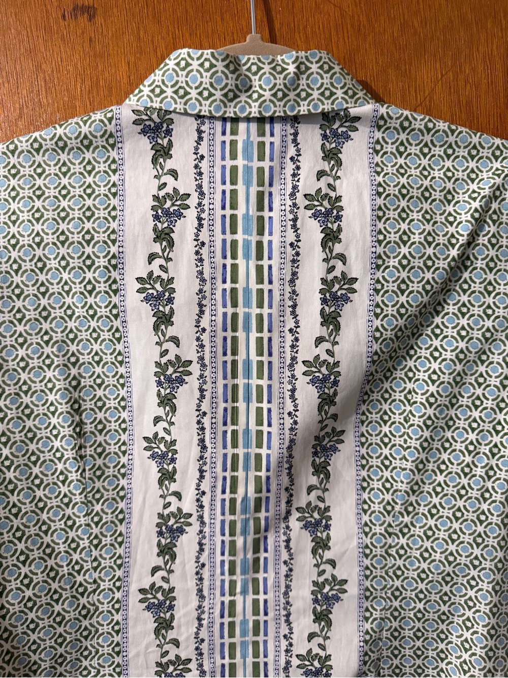 EUC Tory Burch Short-Sleeve Floral Botanical Women’s Shirt - Size 6 - Picture 6 of 12